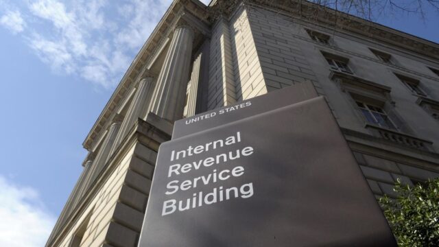 IRS Prepares to Lay Off Thousands of Workers