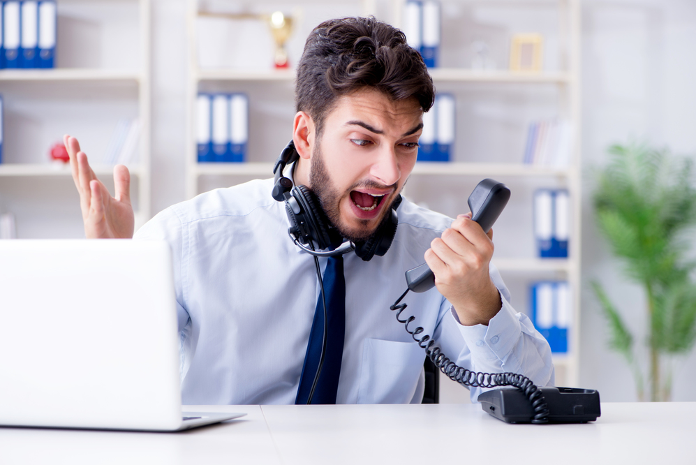 Hewlett Packard Deliberately Adds 15 Minutes Waiting Time for Telephone Support Calls