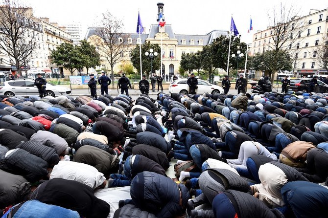 80% of French Women Want the Army Deployed in French Cities 