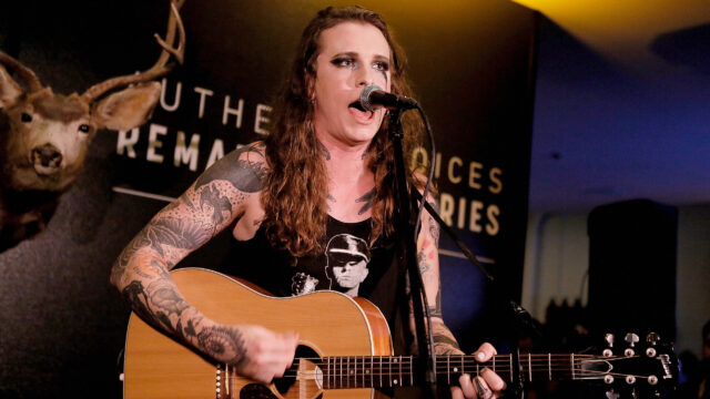 Social Media Explodes at Bernie Sanders for Hosting Trans Musician Who Sang ‘Pure Evil’ Song at Anti-Trump Rally
