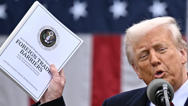 Indifference to Working People Behind Elite Panic Over Tariffs