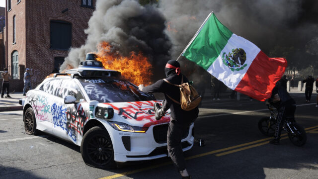 The Riots are a Gift to Trump