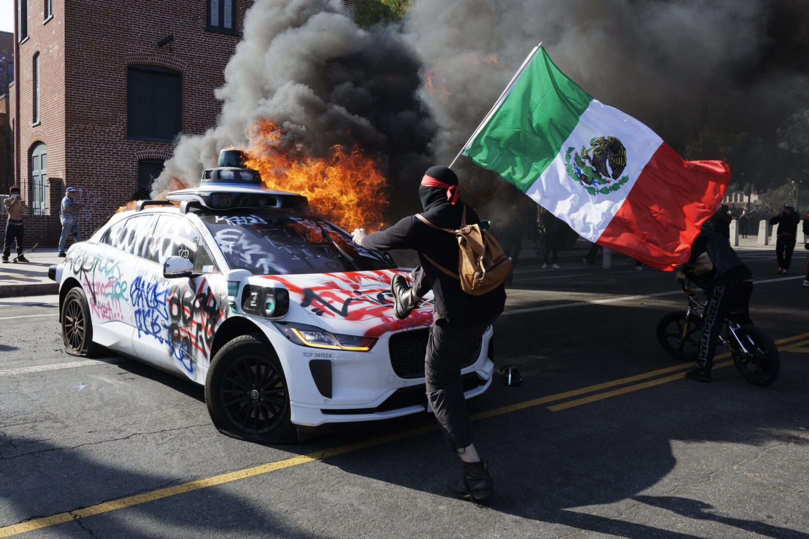 The Riots are a Gift to Trump