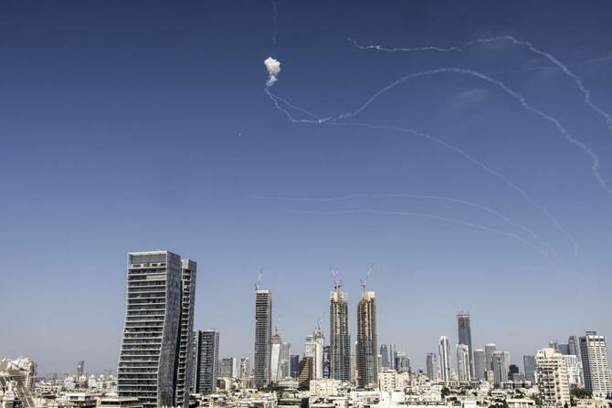 Houthis Again Target Tel Aviv, as Israelis Plead for More U.S. Raids on Yemen