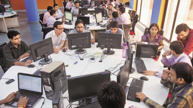 Number of U.S. Student Visas Issued to Indians and Chinese Tumbles