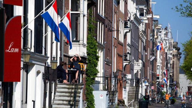 Refugees in Holland Can Obtain Social Housing Within 14 Weeks; Locals Wait Up to 12 Years