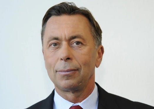 German Police Raid the Home of Renowned Media Critic for an Ironic Tweet