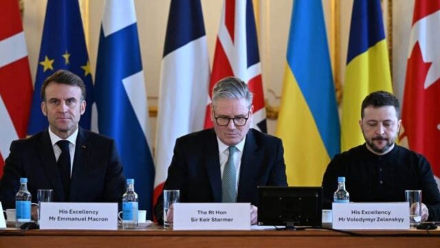 Britain’s Ruling Class Loves to Cosplay as a Titan