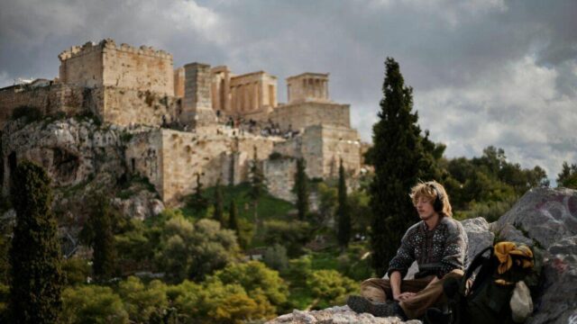 The Stoic’s Guide to Life: Ancient Wisdom for Modern Struggles