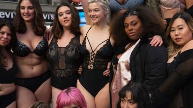 Billionaire Victoria’s Secret Mogul Les Wexner to Testify in House Jeffrey Epstein Probe